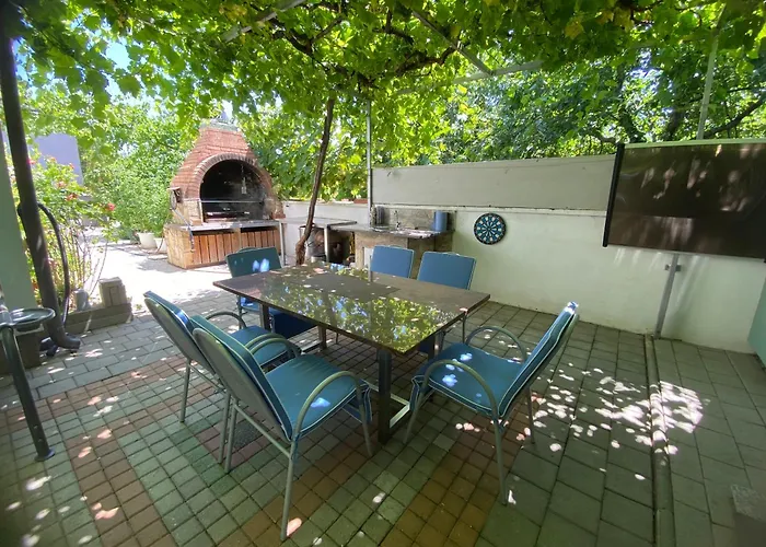 Akebono With Pool & Free Private Parking Vila