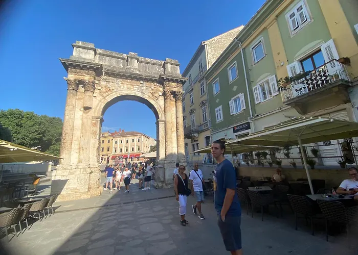 Akebono With Pool & Free Private Parking *