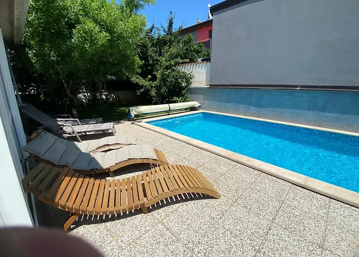 Villa Akebono With Pool & Free Private Parking