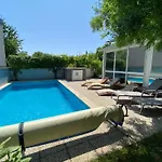 Akebono With Pool & Free Private Parking Villa
