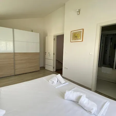 빌라 Akebono With Pool & Free Private Parking 풀라